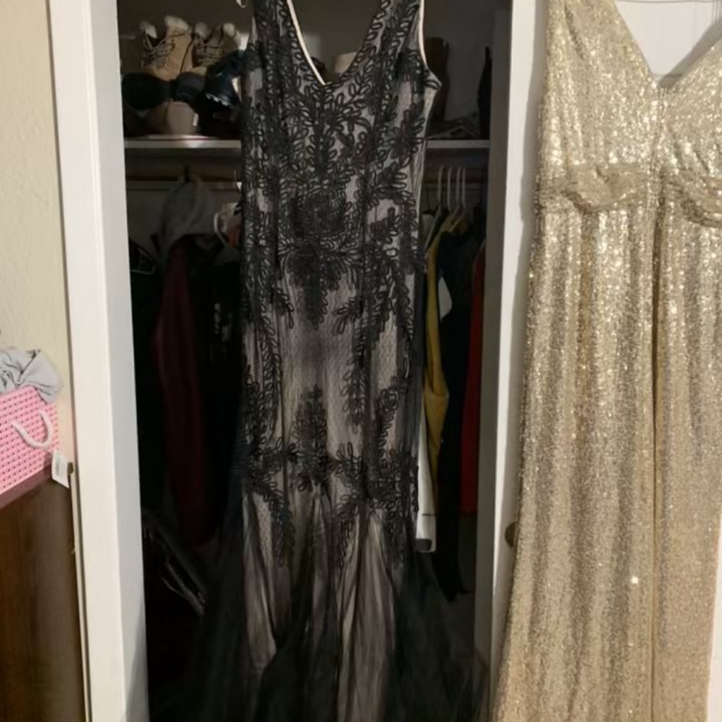 Cache Gown